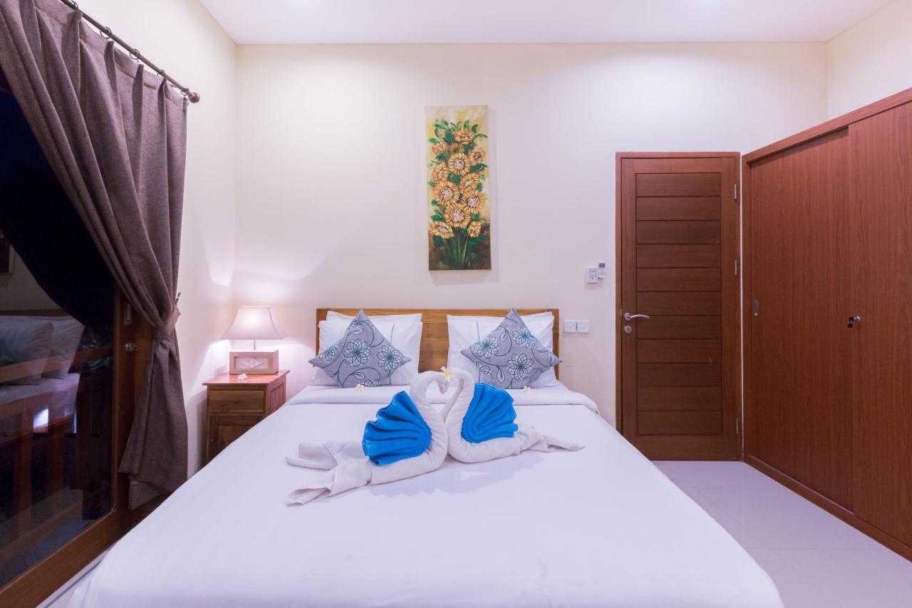 Villa Hitam Putih Legian Bali Seminyak Eksteriør billede
