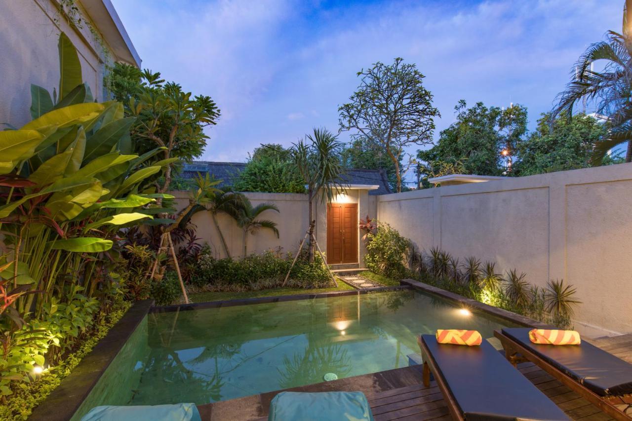 Villa Hitam Putih Legian Bali Seminyak Eksteriør billede